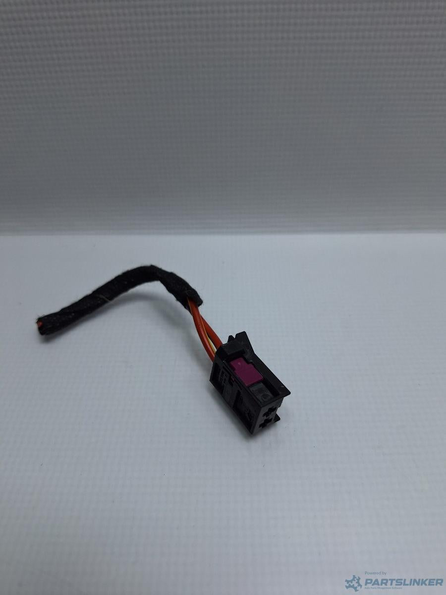 Mufa conector 2 pini AUDI A4 IV Avant (8K5, B8) [ 2007 - 2015 ] TDI (CJCD, CMFB, CSUA) 110KW|150HP OEM 8Z0972703