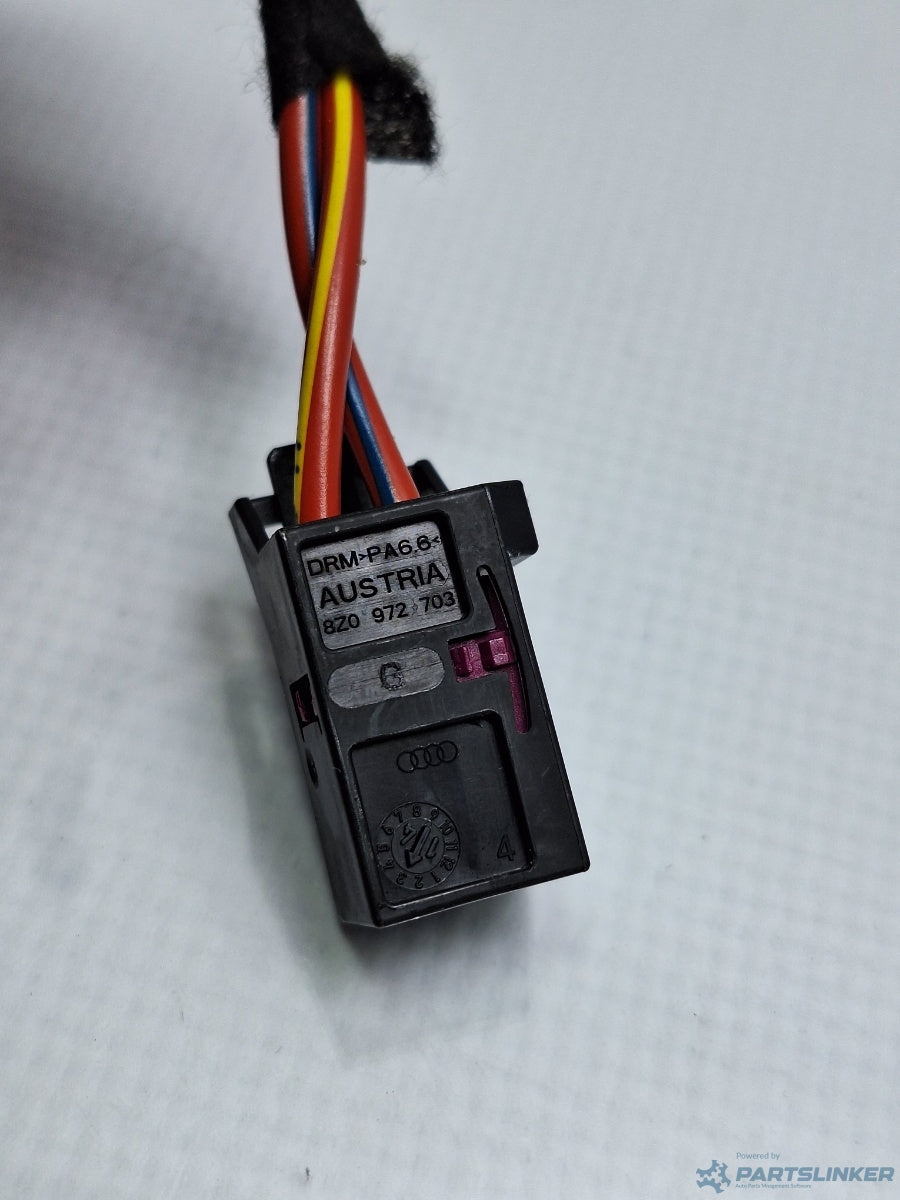 Mufa conector 2 pini AUDI A4 IV Avant (8K5, B8) [ 2007 - 2015 ] TDI (CJCD, CMFB, CSUA) 110KW|150HP 8Z0972703