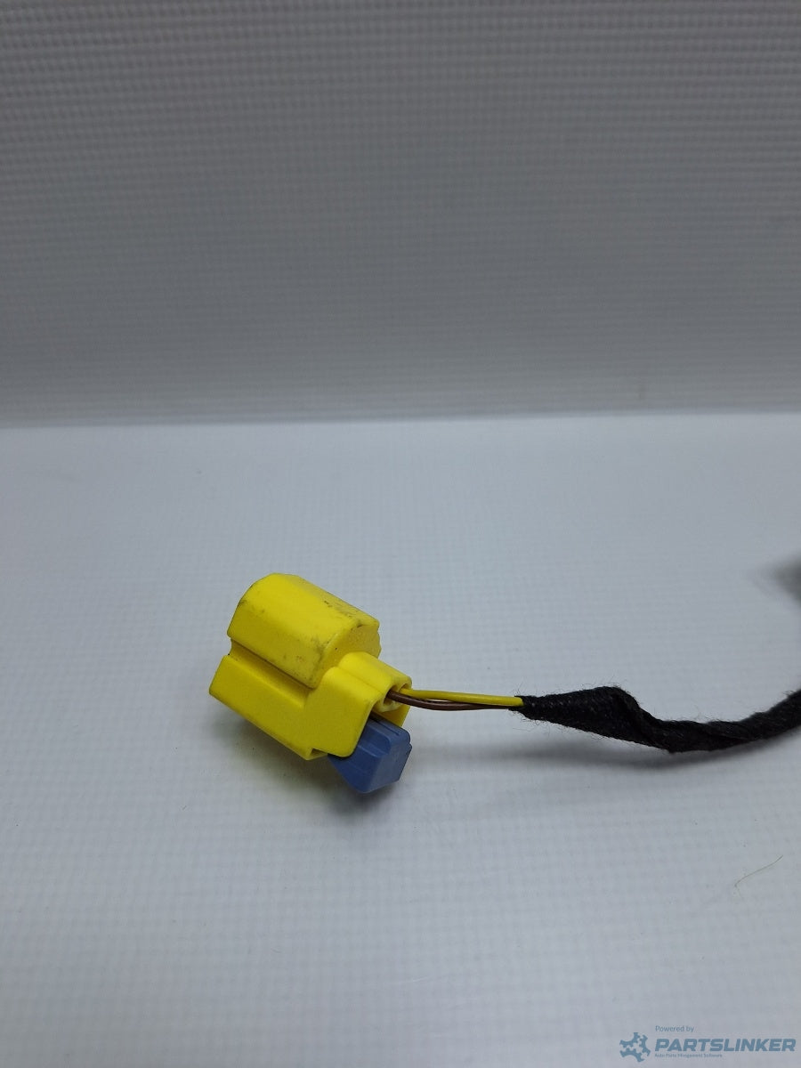 Mufa conector 2 pini AUDI A4 IV Avant (8K5, B8) [ 2007 - 2015 ] TDI (CJCD, CMFB, CSUA) 110KW|150HP 8K0973323T