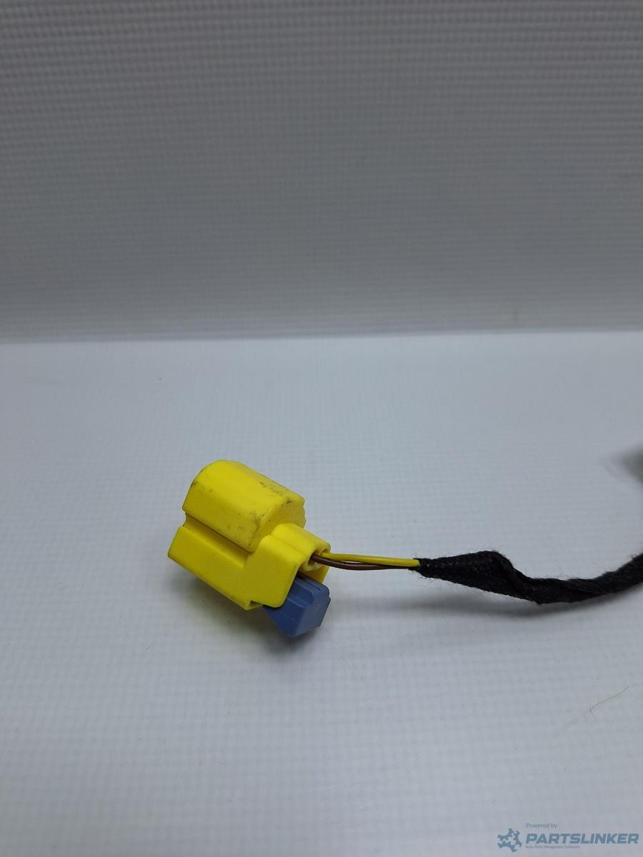 Mufa conector 2 pini AUDI A4 IV Avant (8K5, B8) [ 2007 - 2015 ] TDI (CJCD, CMFB, CSUA) 110KW|150HP OEM 8K0973323T
