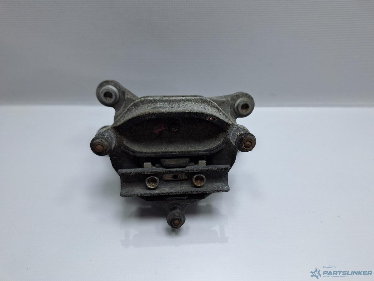 Tampon cutie de viteze AUDI A4 IV Avant (8K5, B8) [ 2007 - 2015 ] TDI (CJCD, CMFB, CSUA) 110KW|150HP OEM 8K0399115T