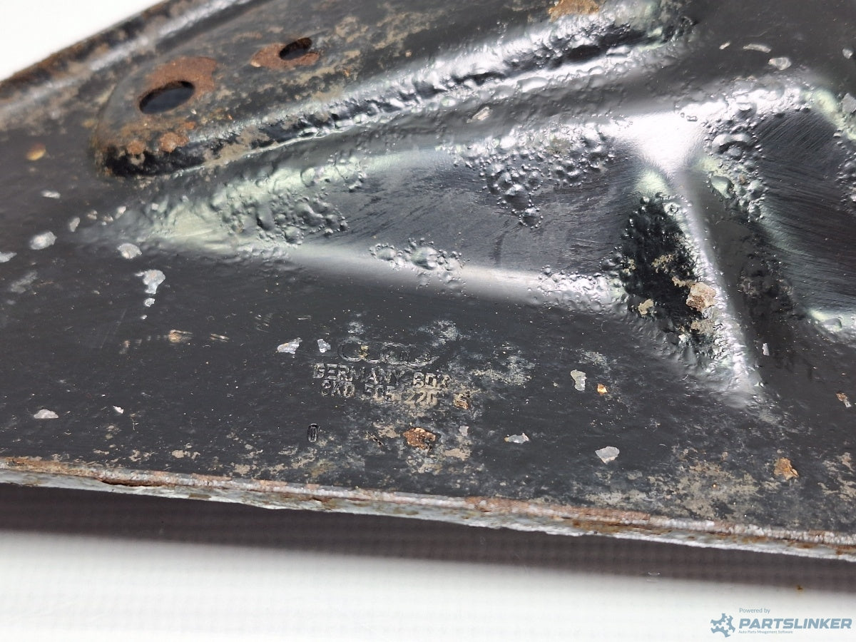 Prindere punte dreapta spate AUDI A4 IV Avant (8K5, B8) [ 2007 - 2015 ] TDI (CJCD, CMFB, CSUA) 110KW|150HP 8K0505220E