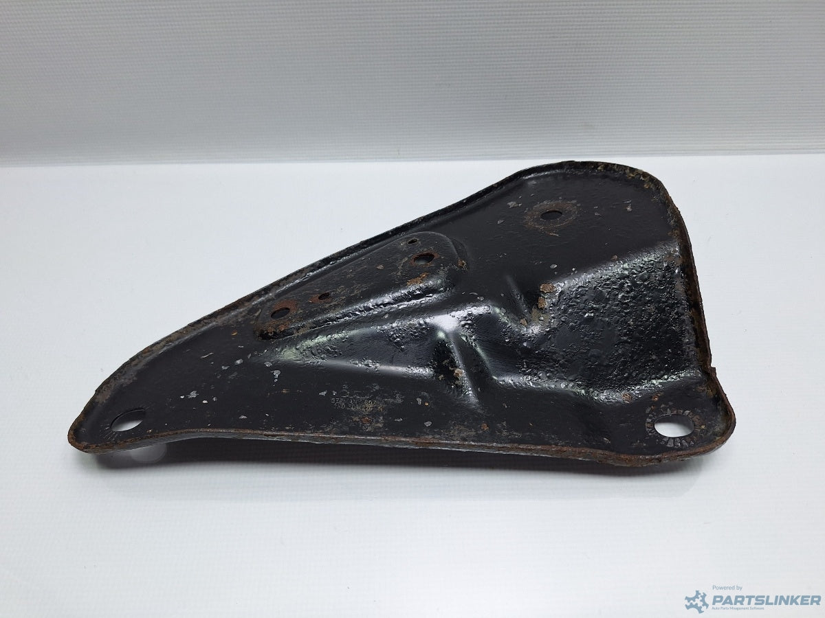 Prindere punte dreapta spate AUDI A4 IV Avant (8K5, B8) [ 2007 - 2015 ] TDI (CJCD, CMFB, CSUA) 110KW|150HP 8K0505220E