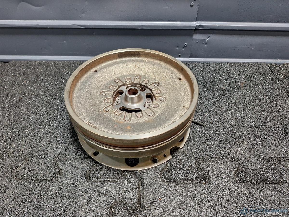 Volanta AUDI A4 IV Avant (8K5, B8) [ 2007 - 2015 ] TDI (CJCD, CMFB, CSUA) 110KW|150HP SACHS 012295000333 OEM 0AW105317AK