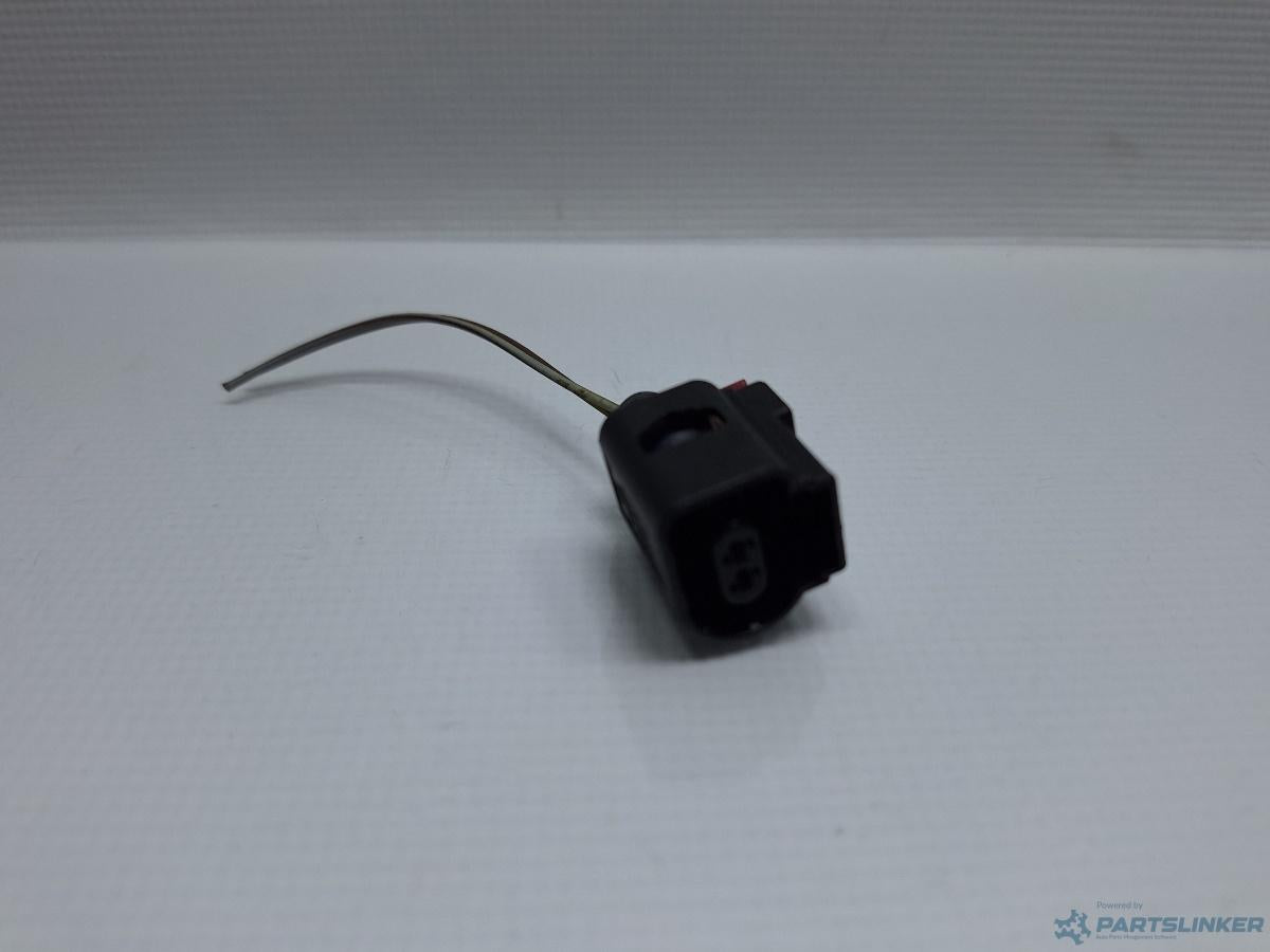 Mufa conector 2 pini AUDI A4 IV Avant (8K5, B8) [ 2007 - 2015 ] TDI (CJCD, CMFB, CSUA) 110KW|150HP OEM 8K0973702D