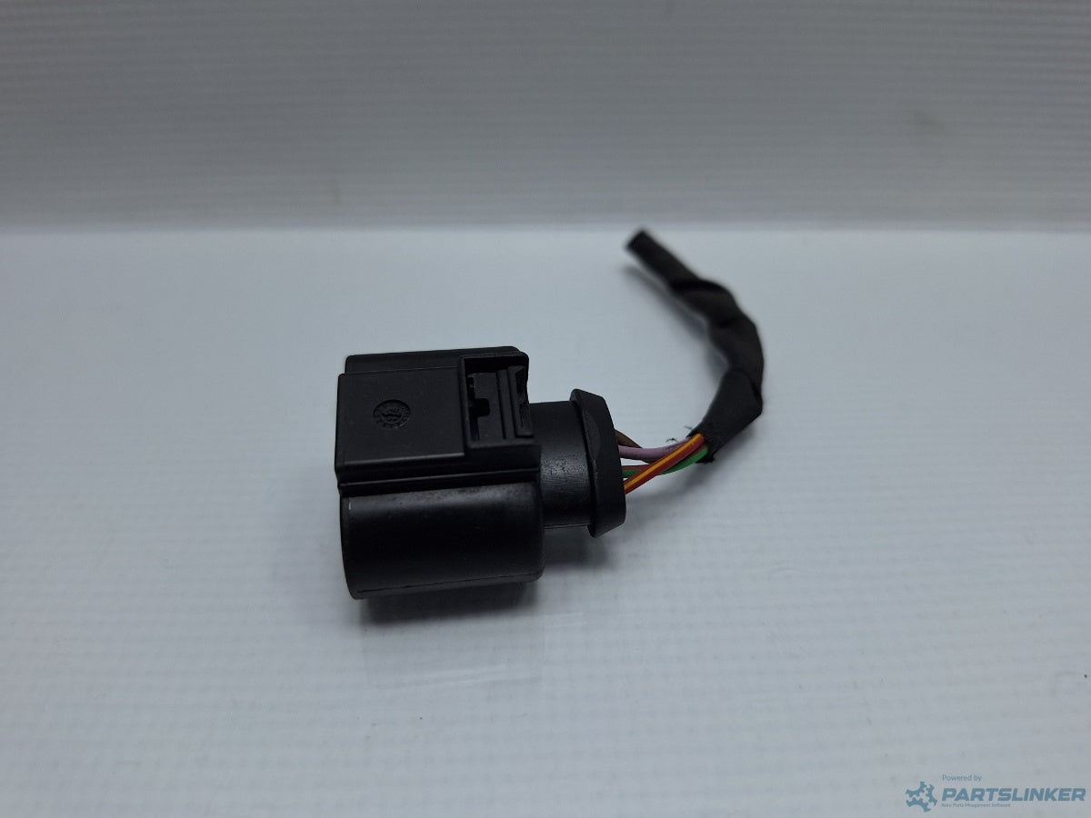 Mufa conector 4 pini AUDI A4 IV Avant (8K5, B8) [ 2007 - 2015 ] TDI (CJCD, CMFB, CSUA) 110KW|150HP 8K0973704