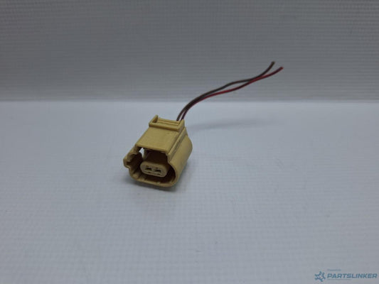 Mufa conector 2 pini AUDI A4 IV Avant (8K5, B8) [ 2007 - 2015 ] TDI (CJCD, CMFB, CSUA) 110KW|150HP OEM 8K0973702G