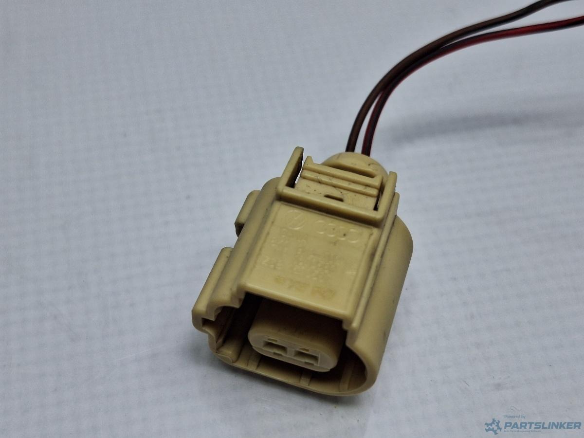 Mufa conector 2 pini AUDI A4 IV Avant (8K5, B8) [ 2007 - 2015 ] TDI (CJCD, CMFB, CSUA) 110KW|150HP OEM 8K0973702G