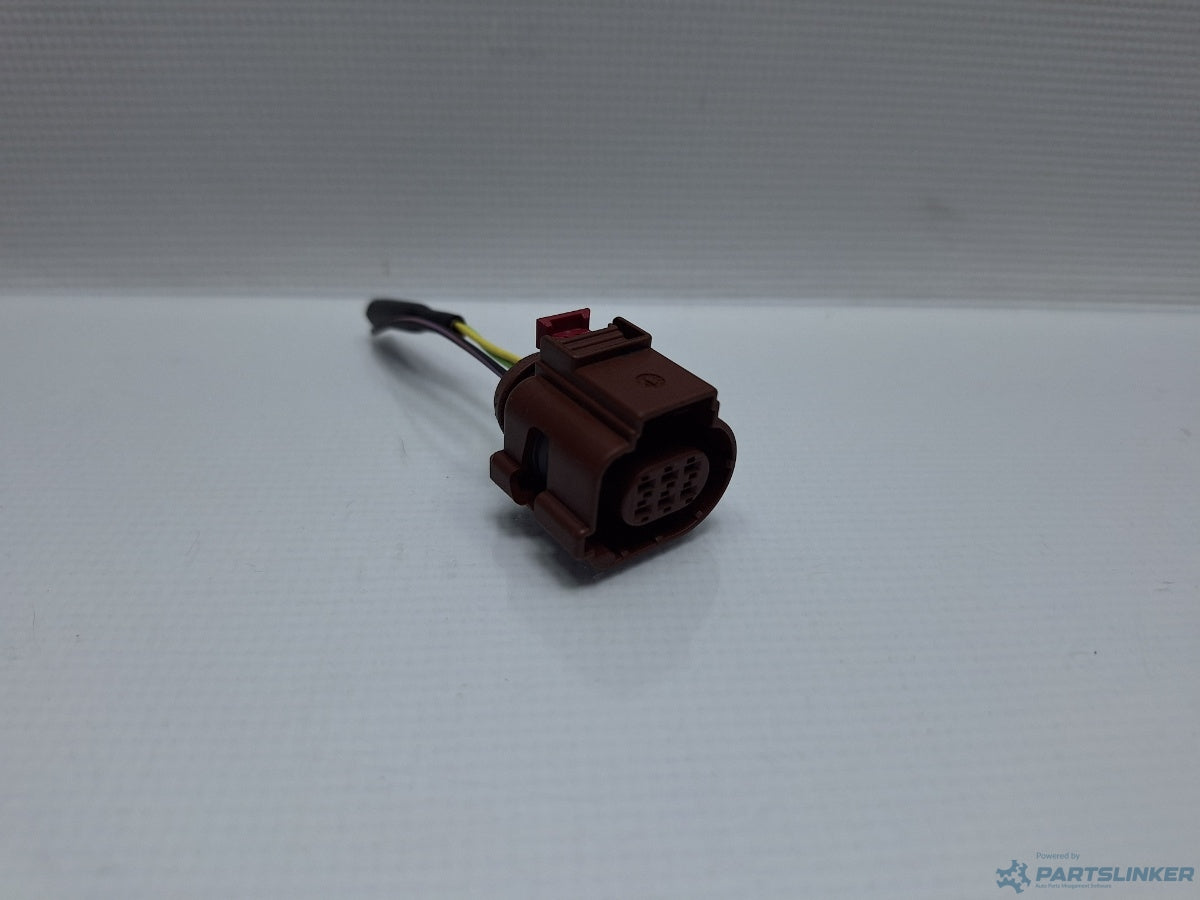 Mufa conector 6 pini AUDI A4 IV Avant (8K5, B8) [ 2007 - 2015 ] TDI (CJCD, CMFB, CSUA) 110KW|150HP 4H0973713H