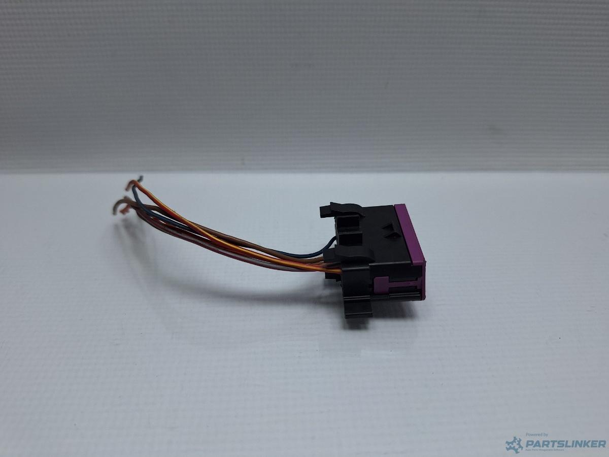 Mufa diagnoza AUDI A4 IV Avant (8K5, B8) [ 2007 - 2015 ] TDI (CJCD, CMFB, CSUA) 110KW|150HP OEM 3A0972695A