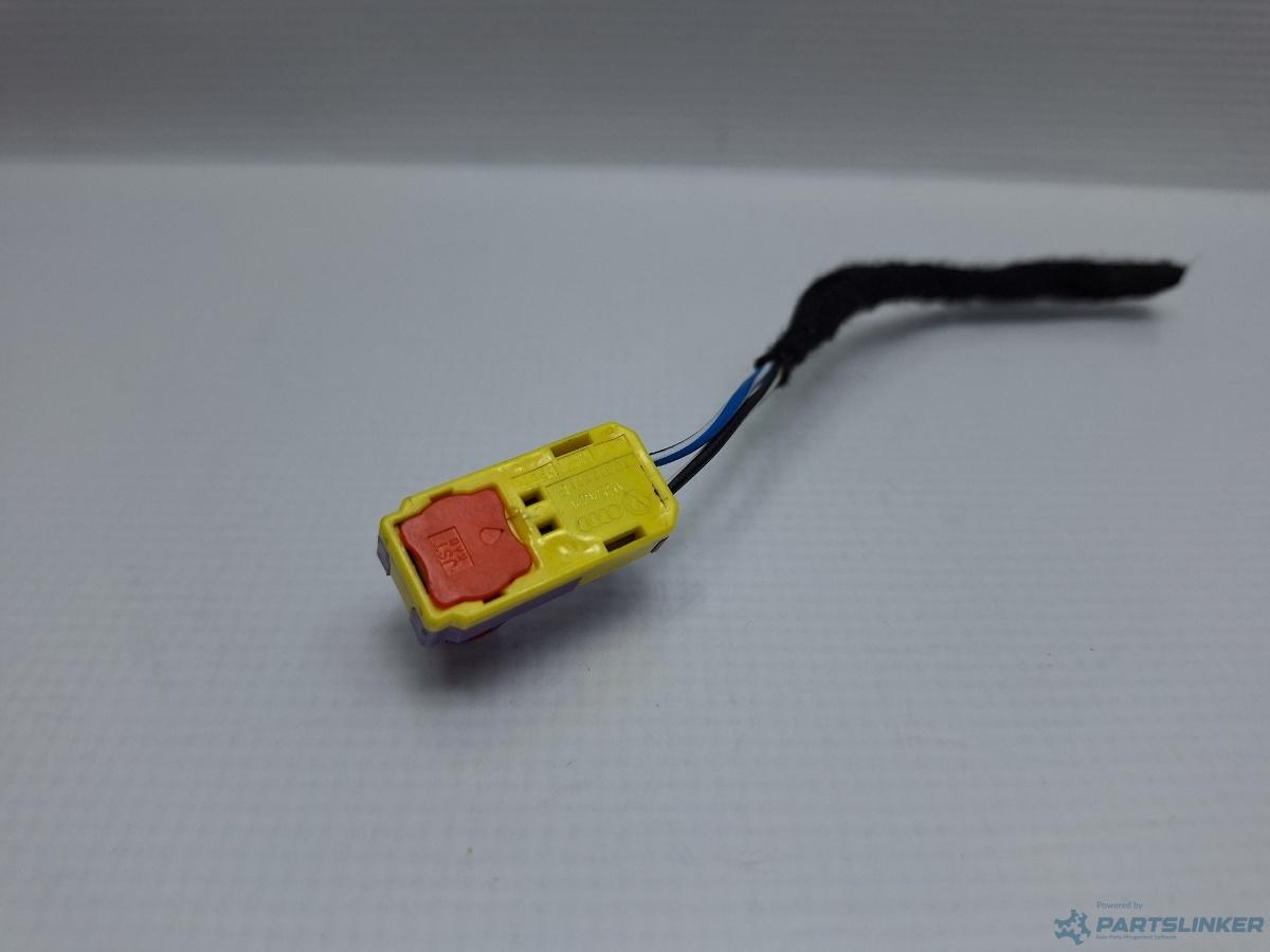 Mufa conector 2 pini AUDI A4 IV Avant (8K5, B8) [ 2007 - 2015 ] TDI (CJCD, CMFB, CSUA) 110KW|150HP OEM 8T0972571B