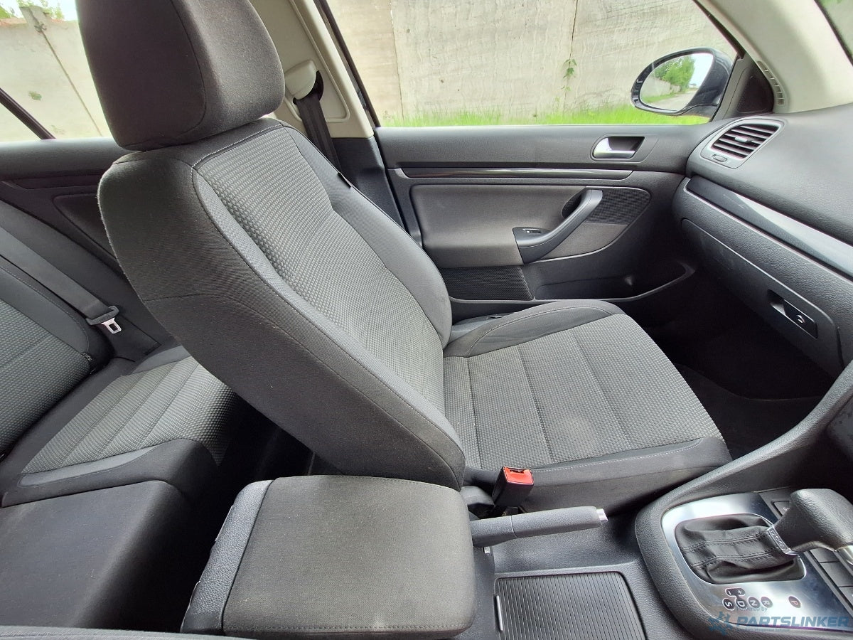 Interior scaune si banchete VOLKSWAGEN GOLF VI Variant (AJ5) [ 2009 - 2013 ] TDI (CAYC) 77KW|105HP 1K4881317P