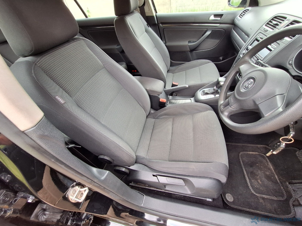 Interior scaune si banchete VOLKSWAGEN GOLF VI Variant (AJ5) [ 2009 - 2013 ] TDI (CAYC) 77KW|105HP 1K4881317P