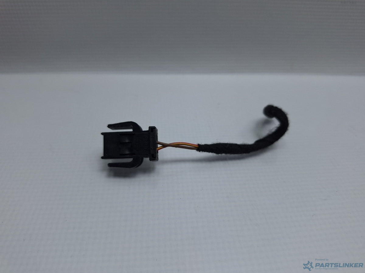 Mufa conector 2 pini AUDI A4 IV Avant (8K5, B8) [ 2007 - 2015 ] TDI (CJCD, CMFB, CSUA) 110KW|150HP 893971632