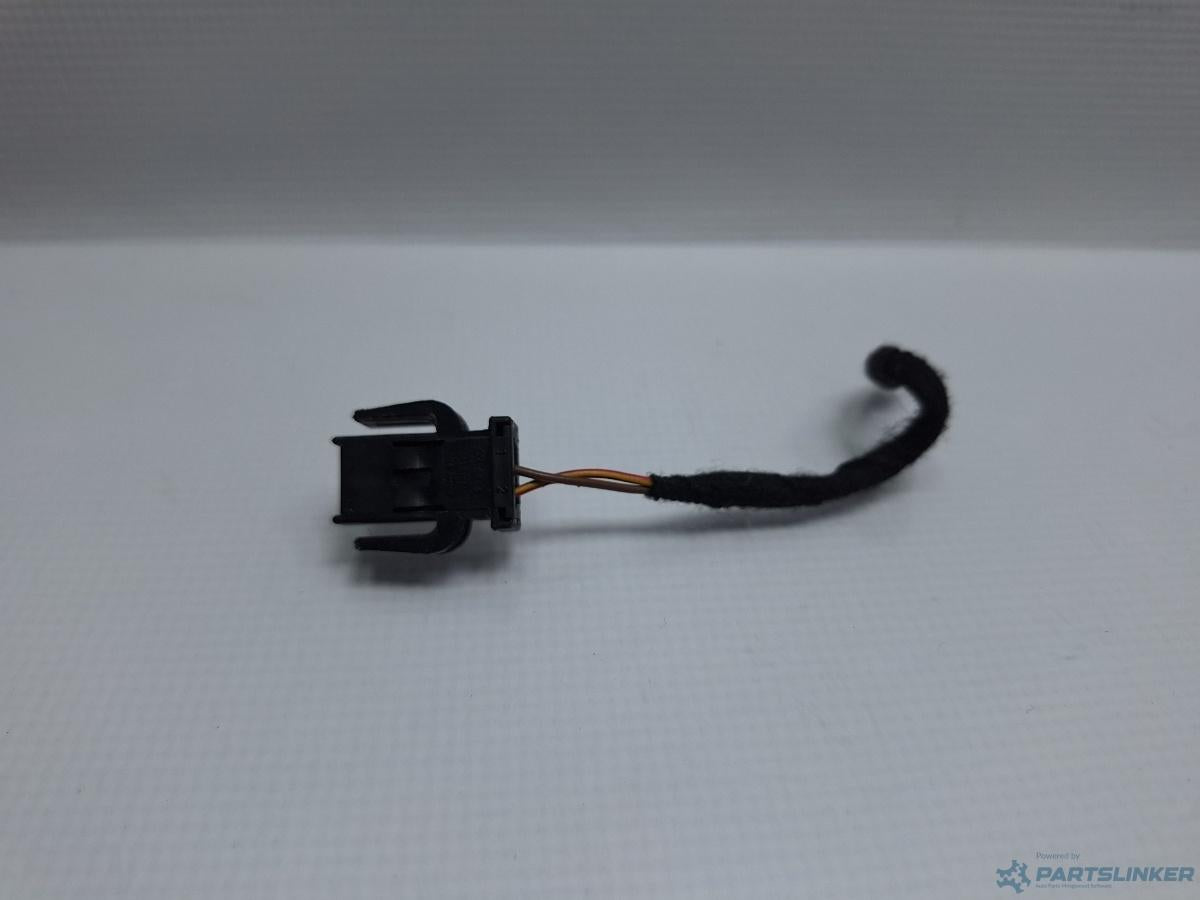Mufa conector 2 pini AUDI A4 IV Avant (8K5, B8) [ 2007 - 2015 ] TDI (CJCD, CMFB, CSUA) 110KW|150HP OEM 893971632