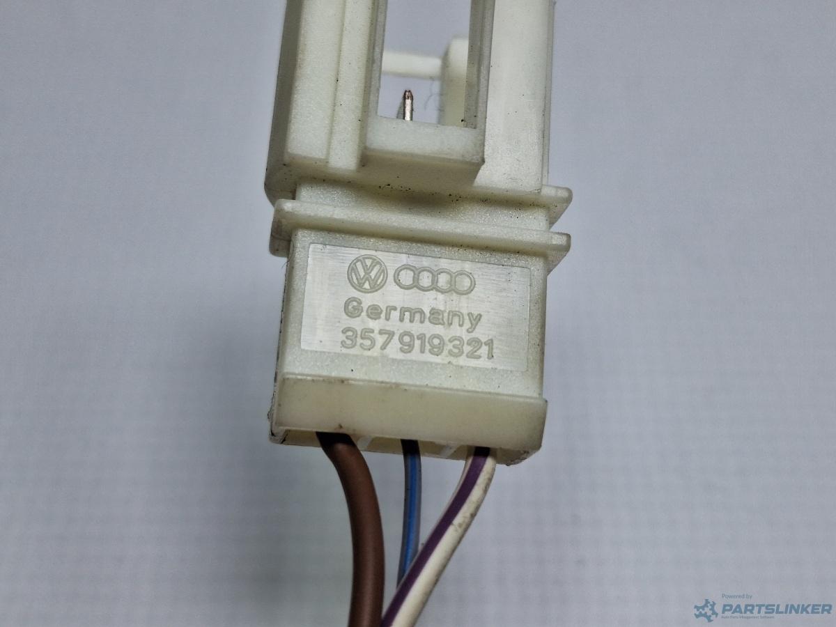 Mufa conector 3 pini AUDI A4 IV Avant (8K5, B8) [ 2007 - 2015 ] TDI (CJCD, CMFB, CSUA) 110KW|150HP OEM 357919321