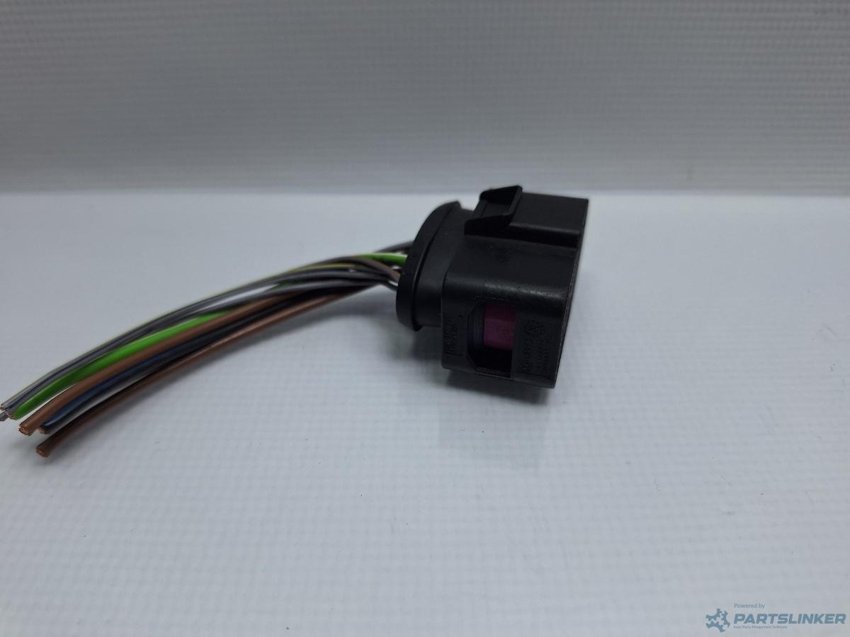 Mufa conector far AUDI A4 IV Avant (8K5, B8) [ 2007 - 2015 ] TDI (CJCD, CMFB, CSUA) 110KW|150HP OEM 3C0973737