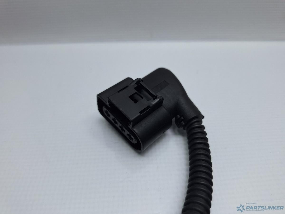 Mufa conector 4 pini AUDI A4 IV Avant (8K5, B8) [ 2007 - 2015 ] TDI (CJCD, CMFB, CSUA) 110KW|150HP OEM 8K0973724