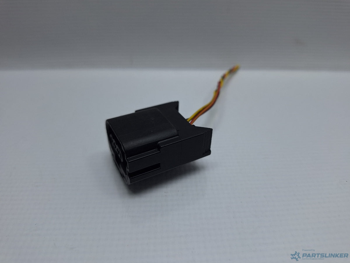 Mufa conector 3 pini 8E0973703C AUDI A4 IV Avant (8K5, B8) [ 2007 - 2015 ]