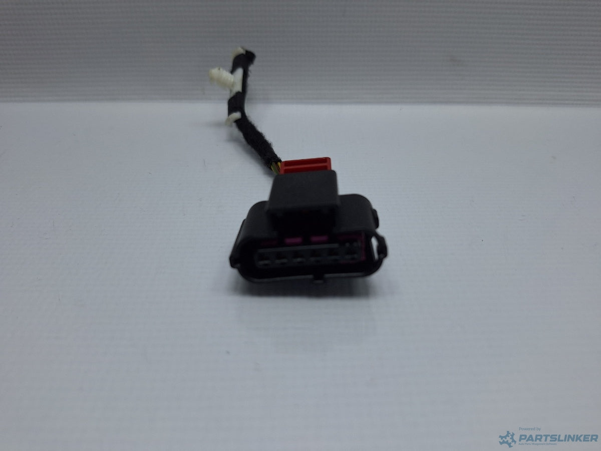 Mufa conector 6 pini 8K0973706 AUDI A4 IV Avant (8K5, B8) [ 2007 - 2015 ]