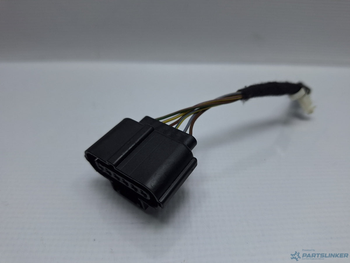 Mufa conector 6 pini 8K0973706 AUDI A4 IV Avant (8K5, B8) [ 2007 - 2015 ]