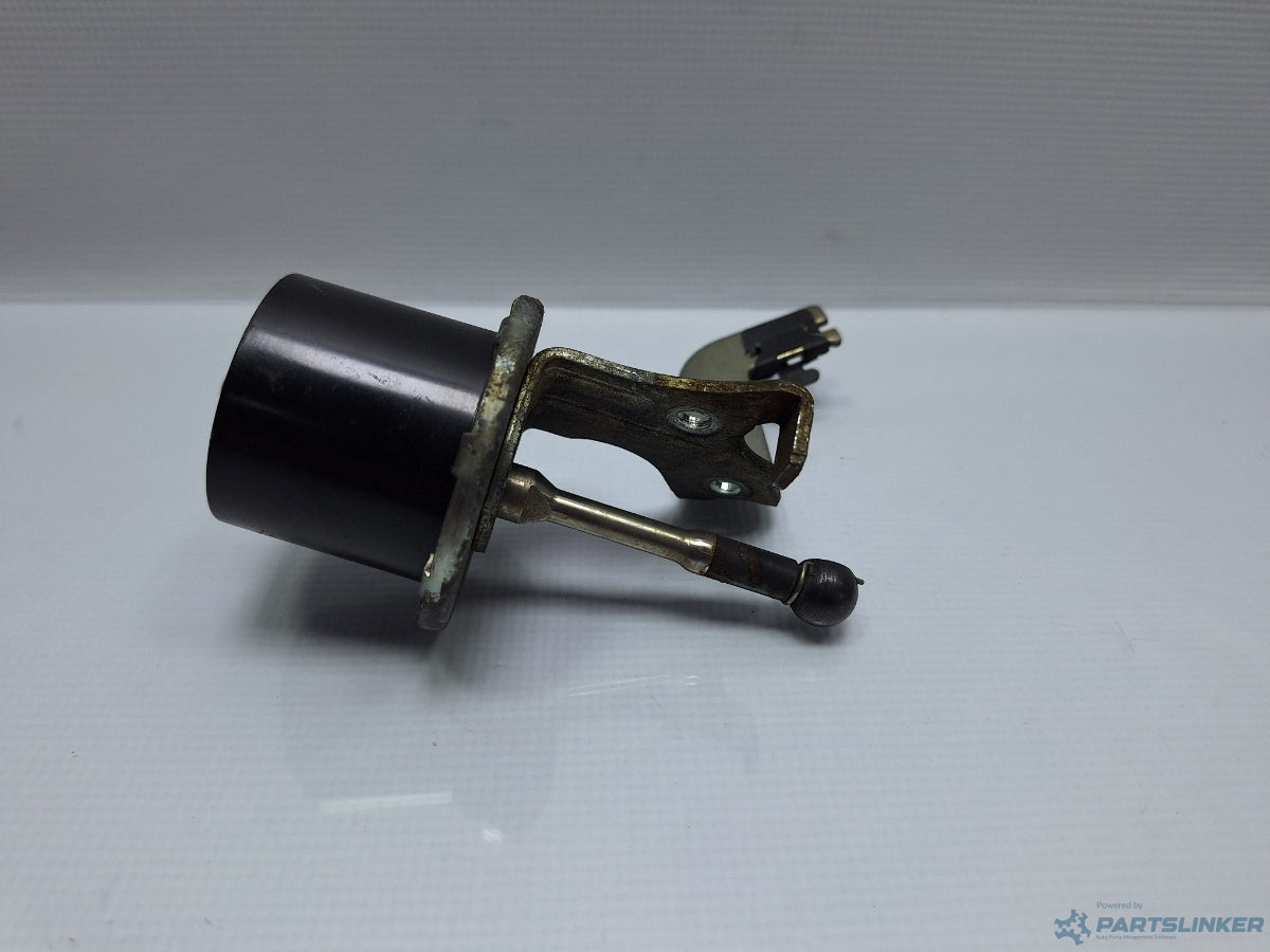 Actuator racitor gaze SKODA OCTAVIA (1Z3) [ 2004 - 2013 ] TDI RS (BMN, CEGA) 125KW|170HP 03L131512B