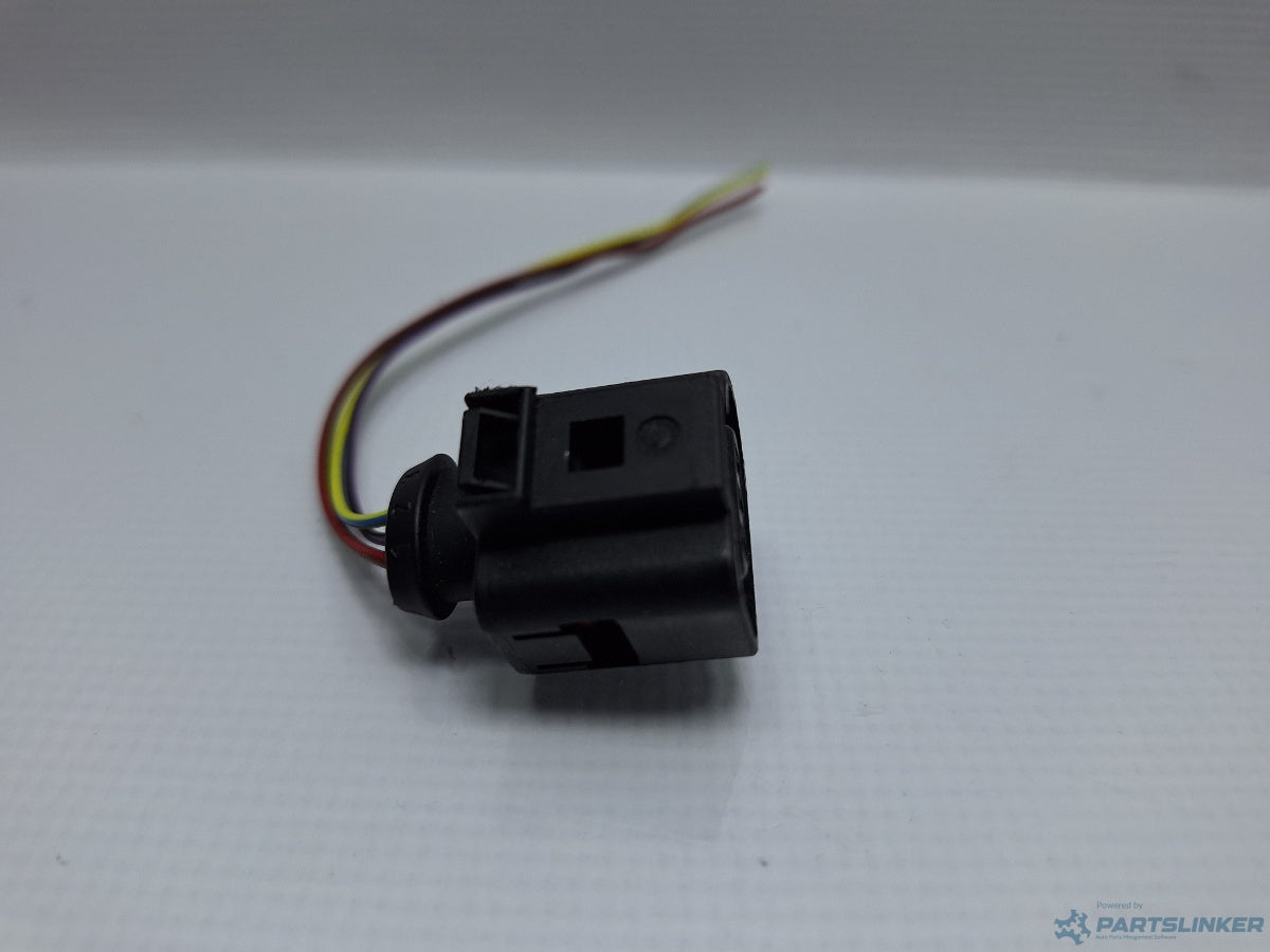 Mufa conector 3 pini SKODA OCTAVIA (1Z3) [ 2004 - 2013 ] TDI RS (BMN, CEGA) 125KW|170HP 3D0973703