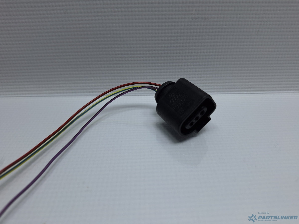 Mufa conector 3 pini SKODA OCTAVIA (1Z3) [ 2004 - 2013 ] TDI RS (BMN, CEGA) 125KW|170HP 3D0973703