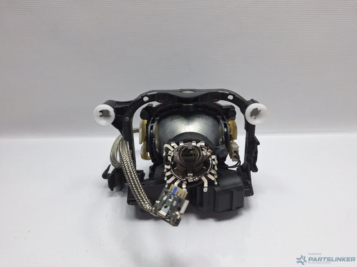 Lupa adaptiva far bixenon dreapta VOLKSWAGEN PASSAT (362) [ 2010 - 2014 ] Valeo 89034437
