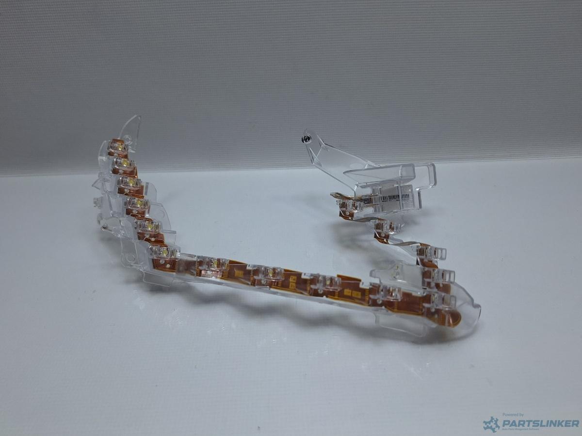DRL far dreapta VOLKSWAGEN PASSAT (362) [ 2010 - 2014 ] Valeo 90099628