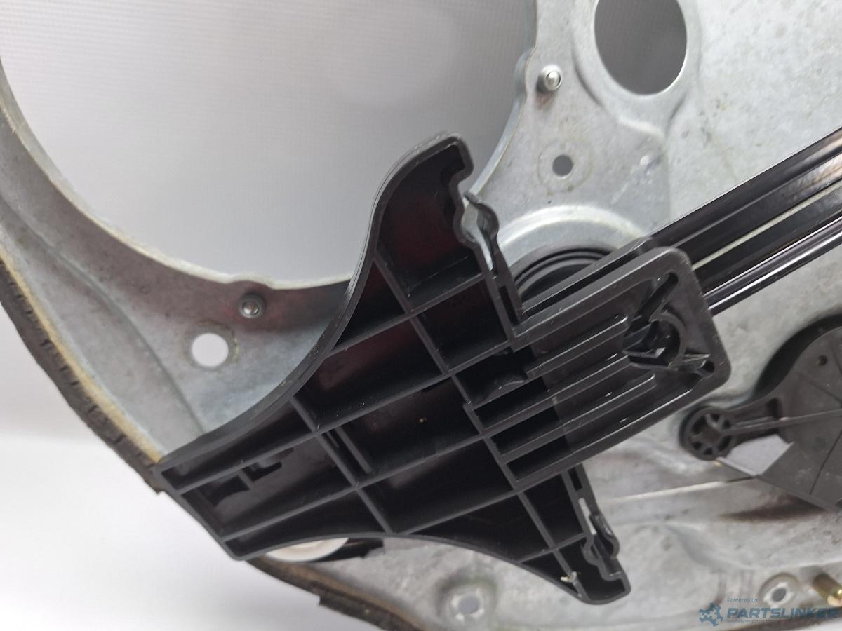 Macara geam stanga spate VOLKSWAGEN GOLF IV (1J1) [ 1997 - 2007 ] TDI (ATD, AXR) 74KW|101HP OEM 1J4839755C