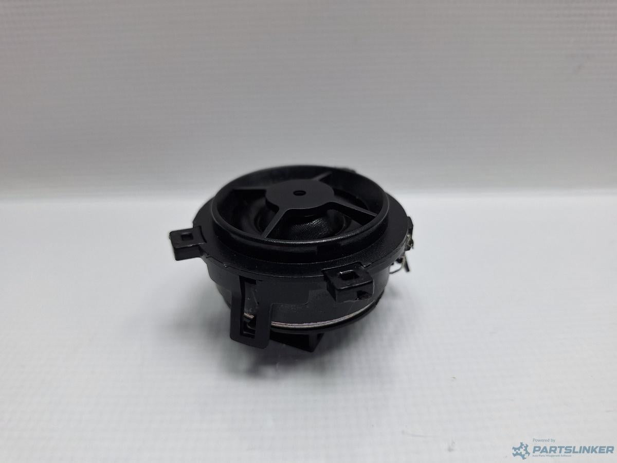 Grilaj protectie difuzor portiera spate stanga fata VOLKSWAGEN PASSAT Variant 3G5 2014 - > TDI CRLB, DBGA, DFGA 3G0035411