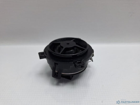 Grilaj protectie difuzor portiera spate stanga fata VOLKSWAGEN PASSAT Variant 3G5 2014 - > TDI CRLB, DBGA, DFGA 3G0035411