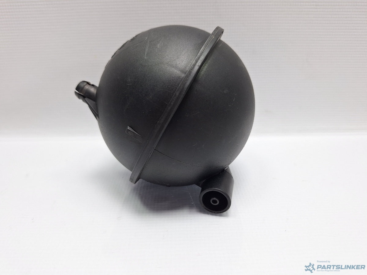 Rezervor vacuum VOLKSWAGEN GOLF IV (1J1) [ 1997 - 2007 ] TDI (AGR, ALH) 66KW|90HP 054129808