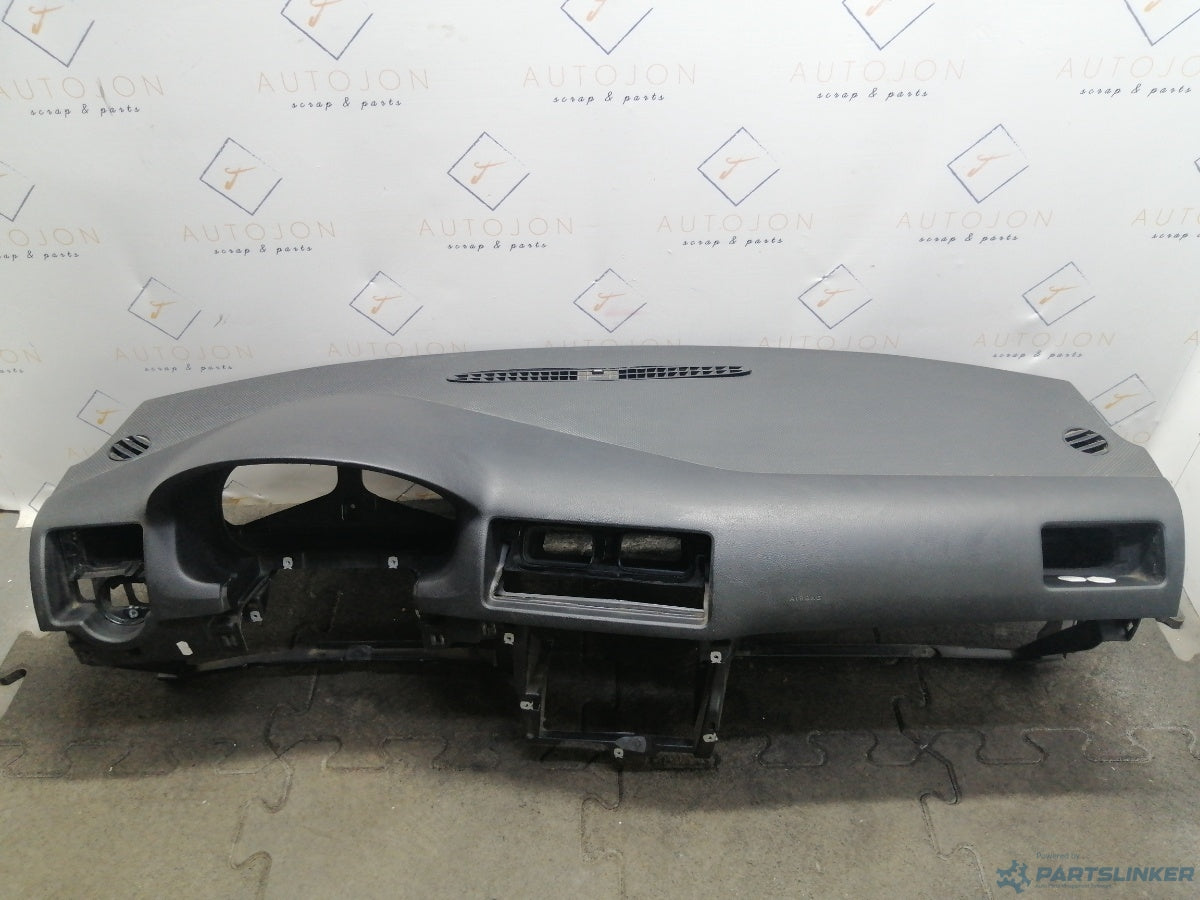 Plansa bord VOLKSWAGEN BORA (1J2) [ 1998 - 2013 ] TDI (AGR, ALH) 66KW|90HP 1J1857181F