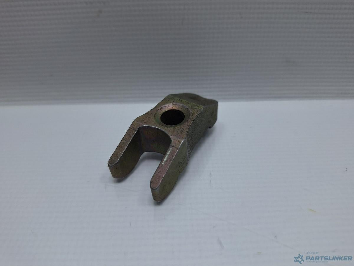 Brida injector VOLKSWAGEN GOLF IV (1J1) [ 1997 - 2007 ] TDI (AGR, ALH) 66KW|90HP OEM  028130206