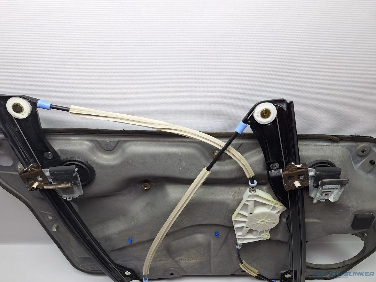 Macara geam dreapta fata VOLKSWAGEN BORA (1J2) [ 1998 - 2013 ] TDI (AGR, ALH) 66KW|90HP OEM 1J4837730BB