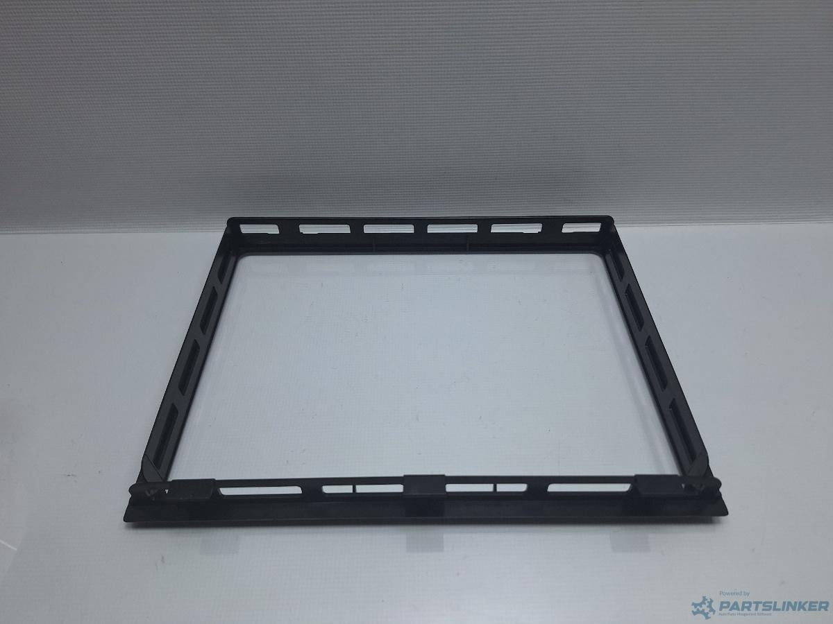 Capac carcasa filtru de polen VOLKSWAGEN BORA (1J2) [ 1998 - 2013 ] TDI (AGR, ALH) 66KW|90HP OEM 1J0819638A