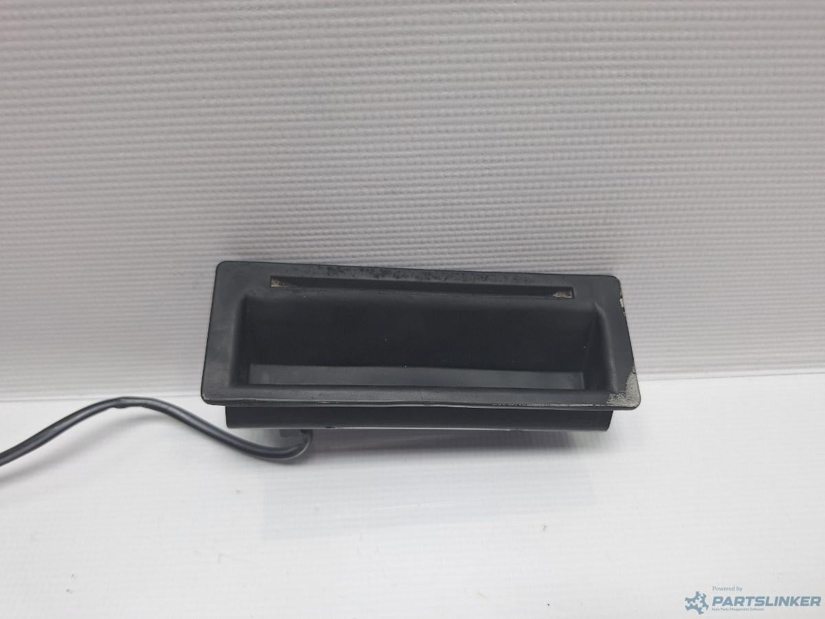 Switch portbagaj VOLKSWAGEN BORA (1J2) [ 1998 - 2013 ] TDI (AGR, ALH) 66KW|90HP OEM 1J0827566F