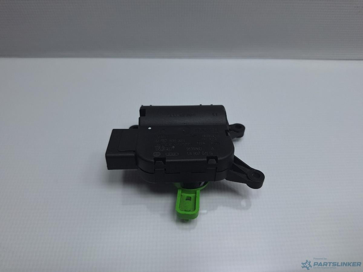 Motoras clapeta aeroterma VOLKSWAGEN BORA (1J2) [ 1998 - 2013 ] TDI (AGR, ALH) 66KW|90HP BOSCH 0132801324 OEM 1J1907511G
