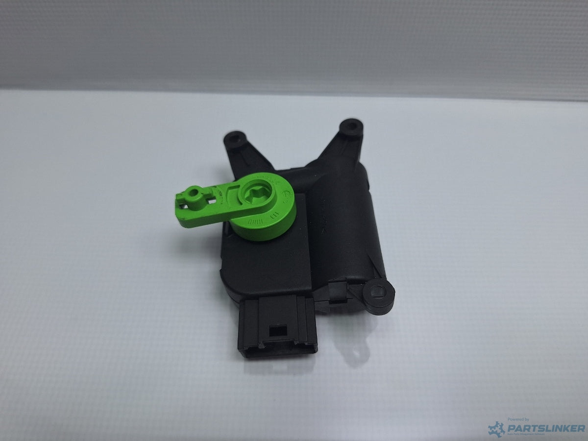 Motoras clapeta aeroterma VOLKSWAGEN BORA (1J2) [ 1998 - 2013 ] TDI (AGR, ALH) 66KW|90HP BOSCH 0132801324 1J1907511G