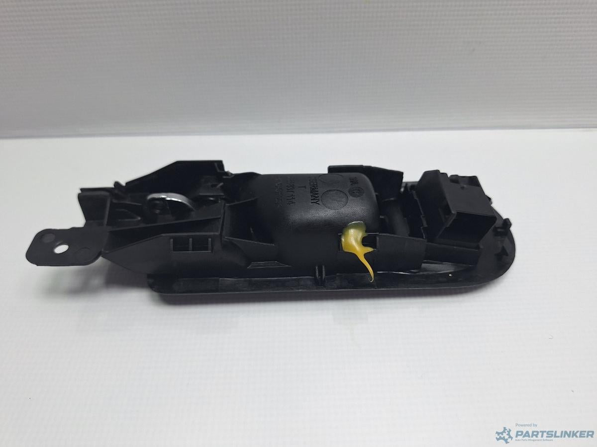 Maner usa dreapta fata VOLKSWAGEN BORA (1J2) [ 1998 - 2013 ] TDI (AGR, ALH) 66KW|90HP OEM 3B1837114