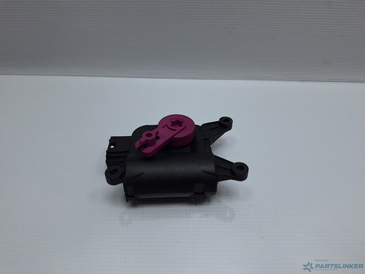 Motoras clapeta aeroterma VOLKSWAGEN BORA (1J2) [ 1998 - 2013 ] TDI (AGR, ALH) 66KW|90HP BOSCH 0132801328 1J1907511F