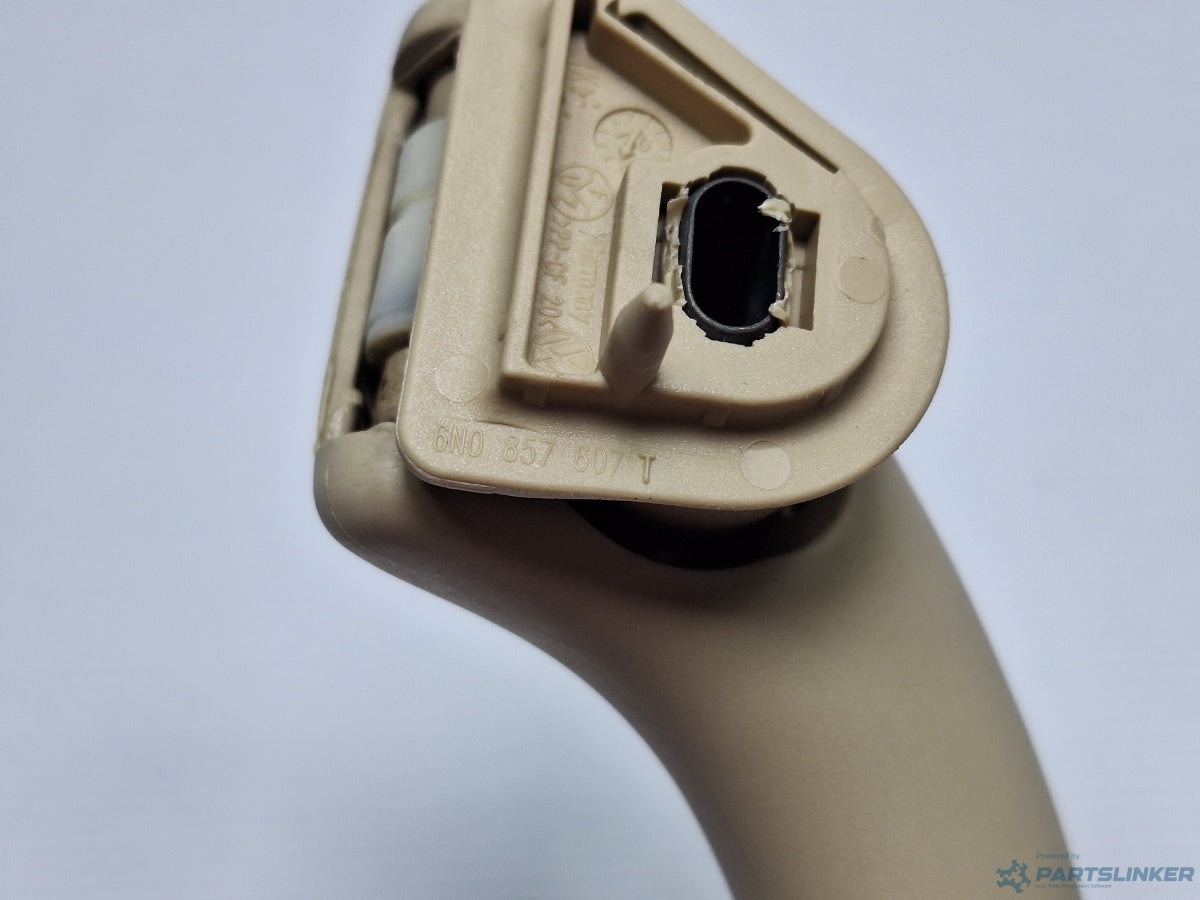 Maner plafon fata VOLKSWAGEN BORA (1J2) [ 1998 - 2013 ] TDI (AGR, ALH) 66KW|90HP 6N0857607T