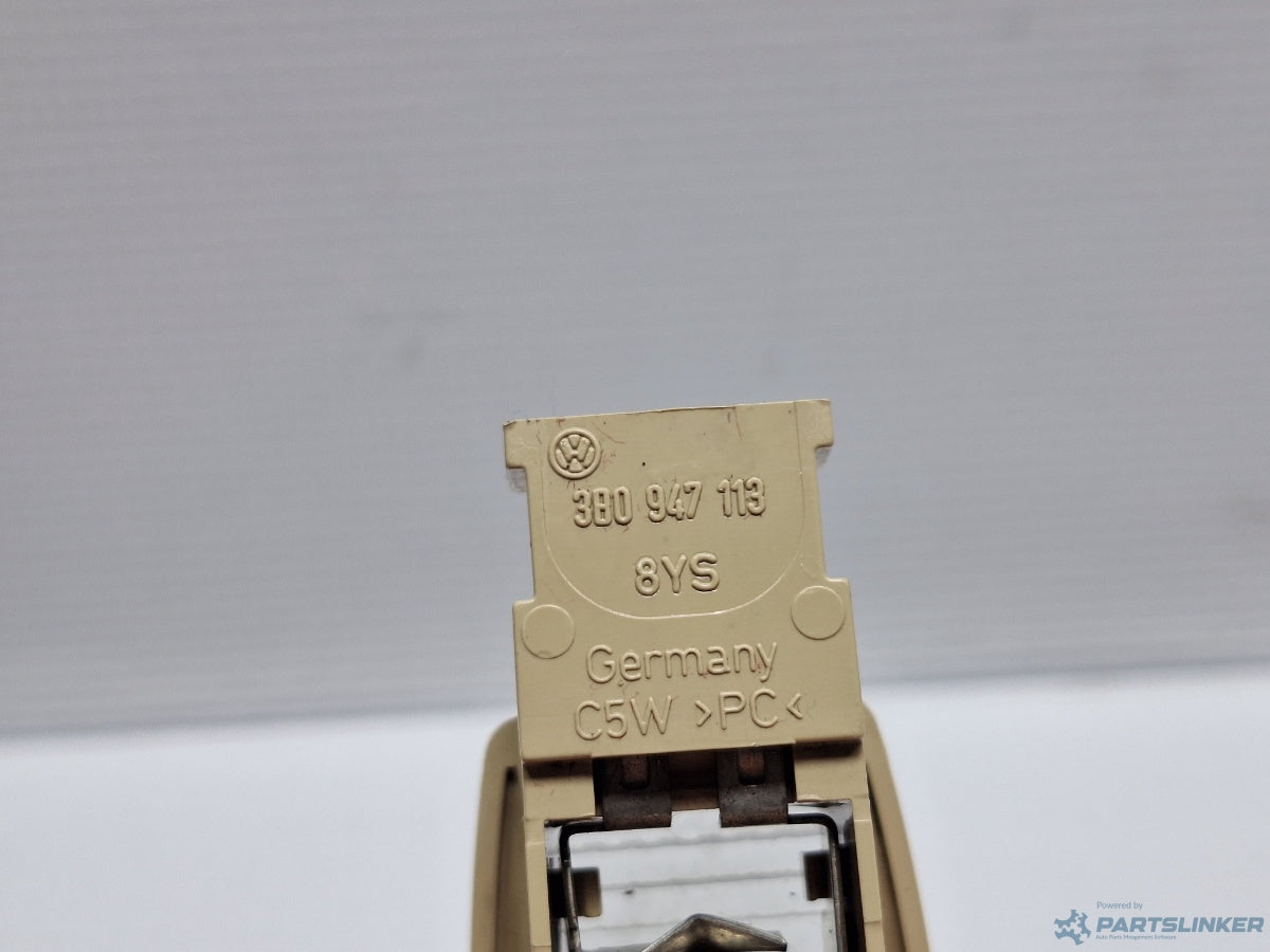 Lampa parasolar VOLKSWAGEN BORA (1J2) [ 1998 - 2013 ] TDI (AGR, ALH) 66KW|90HP 3B0947113