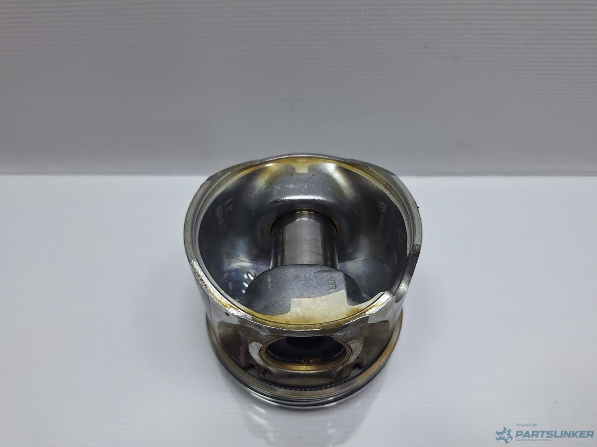 Piston cilindru 1/2 VOLKSWAGEN BORA (1J2) [ 1998 - 2013 ] TDI (AGR, ALH) 66KW|90HP 038107065AA