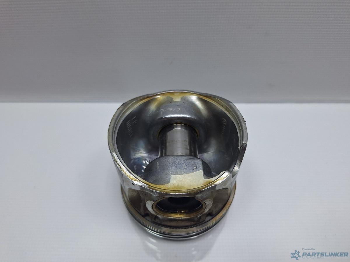 Piston cilindru 1/2 VOLKSWAGEN BORA (1J2) [ 1998 - 2013 ] TDI (AGR, ALH) 66KW|90HP OEM 038107065AA