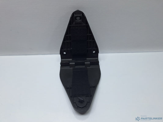 Prindere triunghi reflectorizant VOLKSWAGEN BORA (1J2) [ 1998 - 2013 ] TDI (AGR, ALH) 66KW|90HP 3B5860285B