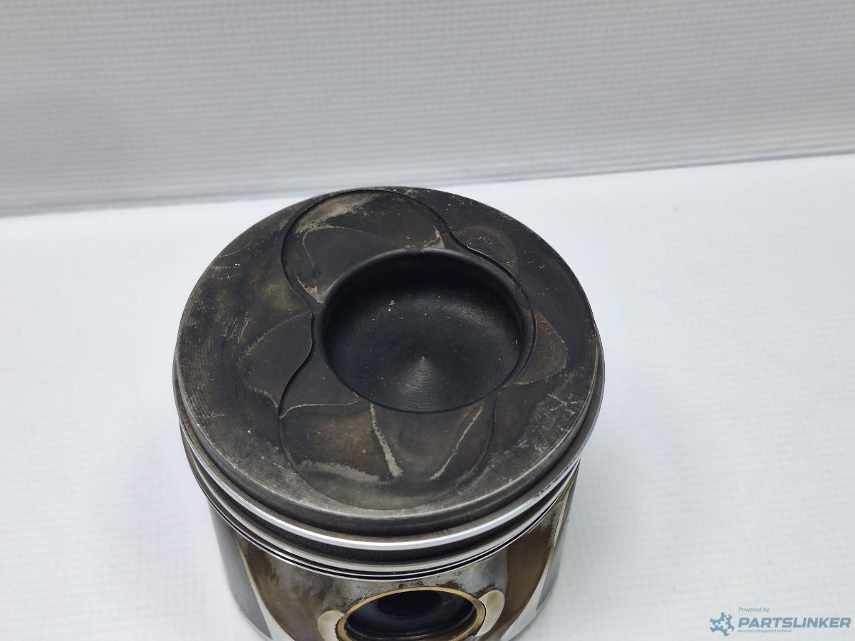 Piston cilindru 3/4 VOLKSWAGEN BORA (1J2) [ 1998 - 2013 ] TDI (AGR, ALH) 66KW|90HP 038107065AB