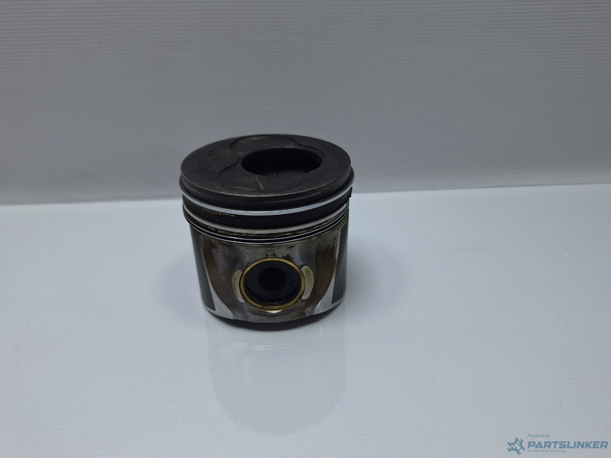 Piston cilindru 3/4 VOLKSWAGEN BORA (1J2) [ 1998 - 2013 ] TDI (AGR, ALH) 66KW|90HP 038107065AB